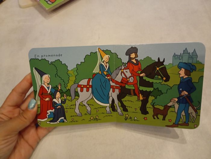 Livre princesses - photo numéro 3