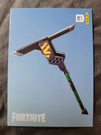 Carte Panini Fortnite  Angular Axe  #145