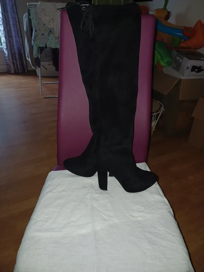 Bottes cuissardes en daim