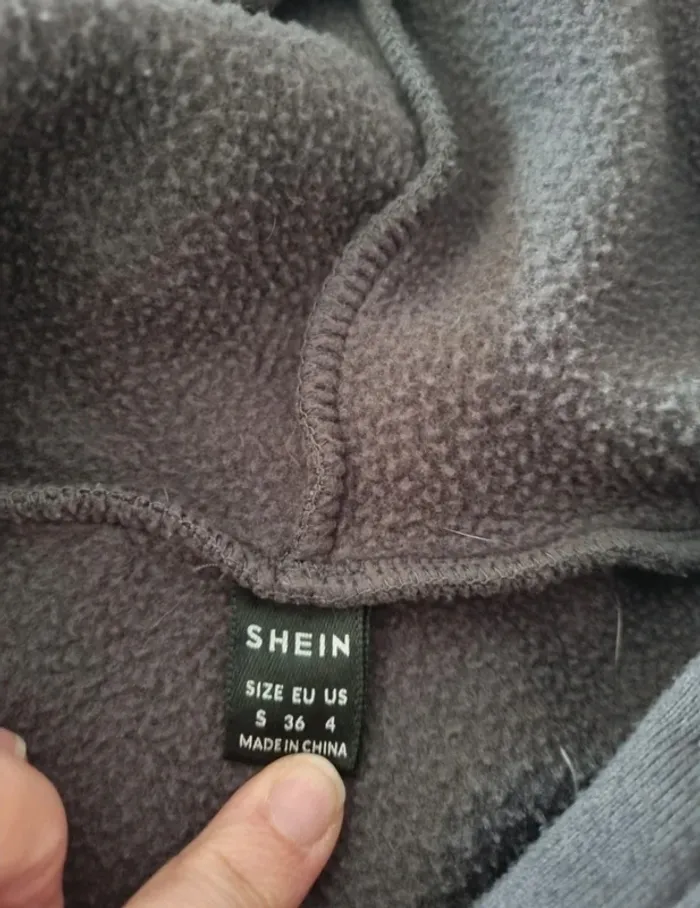 Sweat à capuche homme ou ado 🚹 - photo numéro 4