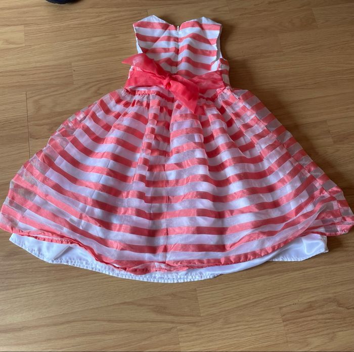 Robe LH 6 ans - photo numéro 3