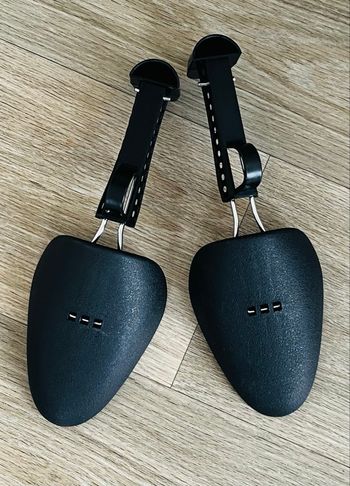 arbre à chaussures ajustable en plastique