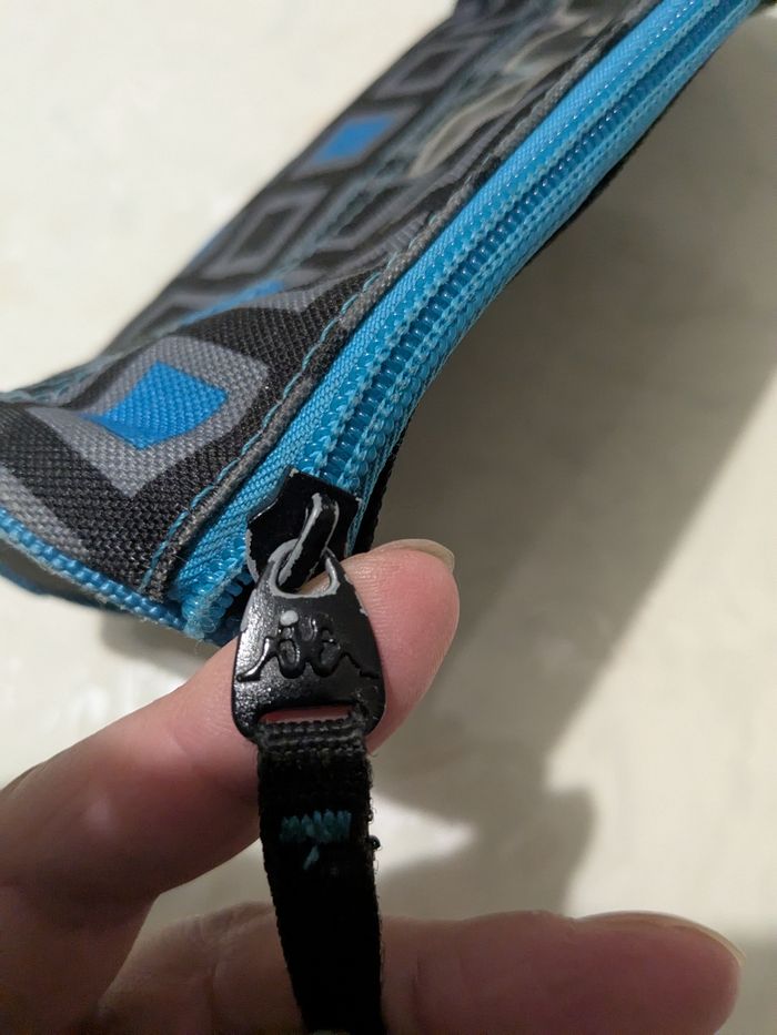 Trousse Kappa noire et bleue. - photo numéro 5