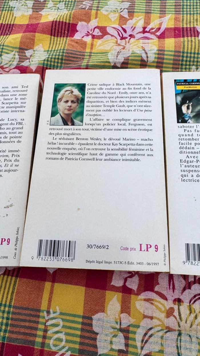 Lot de 3 romans policiers Patricia Cornwell - Série Kay Scarpetta - Le Livre de Poche - photo numéro 7