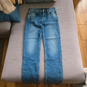 Jean replay taille 24 30