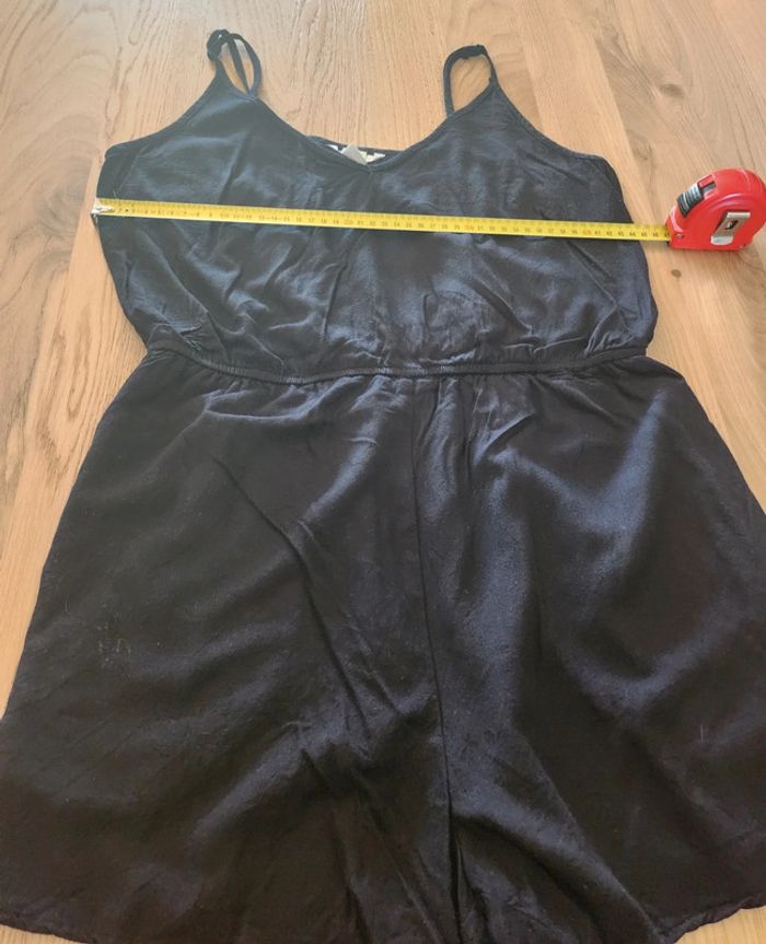 combi short a fines bretelles réglables à noire taille 40 H&M excellent état - photo numéro 6