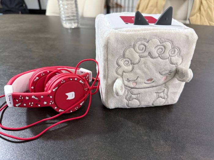 Tonies box avec boîte, casque tonies et housse mouton tonie