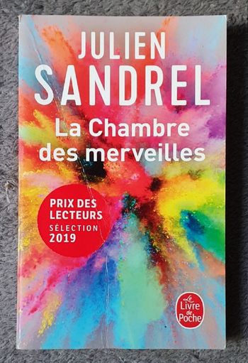Roman de type Feel Good Book, format poche "La Chambre des Merveilles" / Julien Sandrel aux Éd. LGF