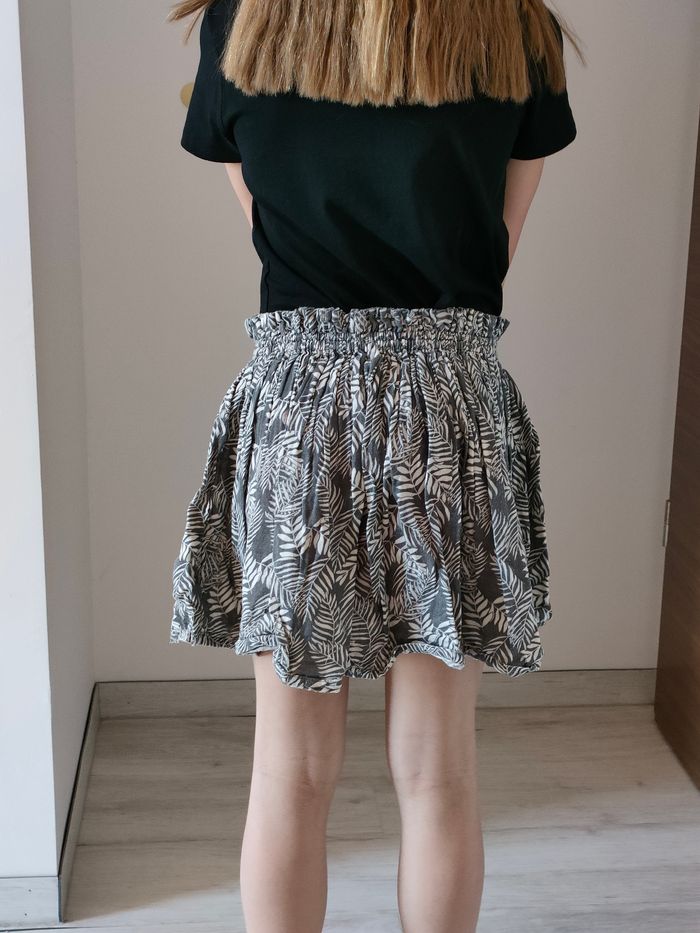Jupe grise à motifs - photo numéro 3
