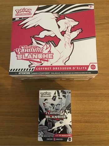 Lot coffrets cartes Pokémon Flamme blanche ETB Bundle EV10.5 15 boosters collection