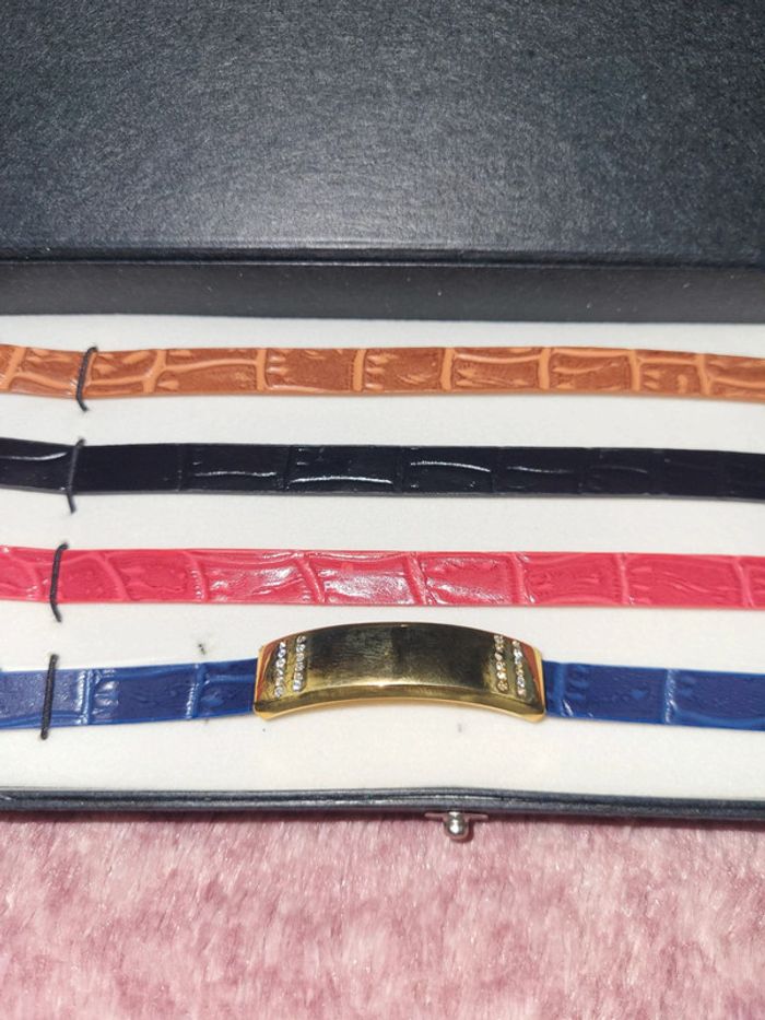Coffret cadeau bracelets Moog neuf