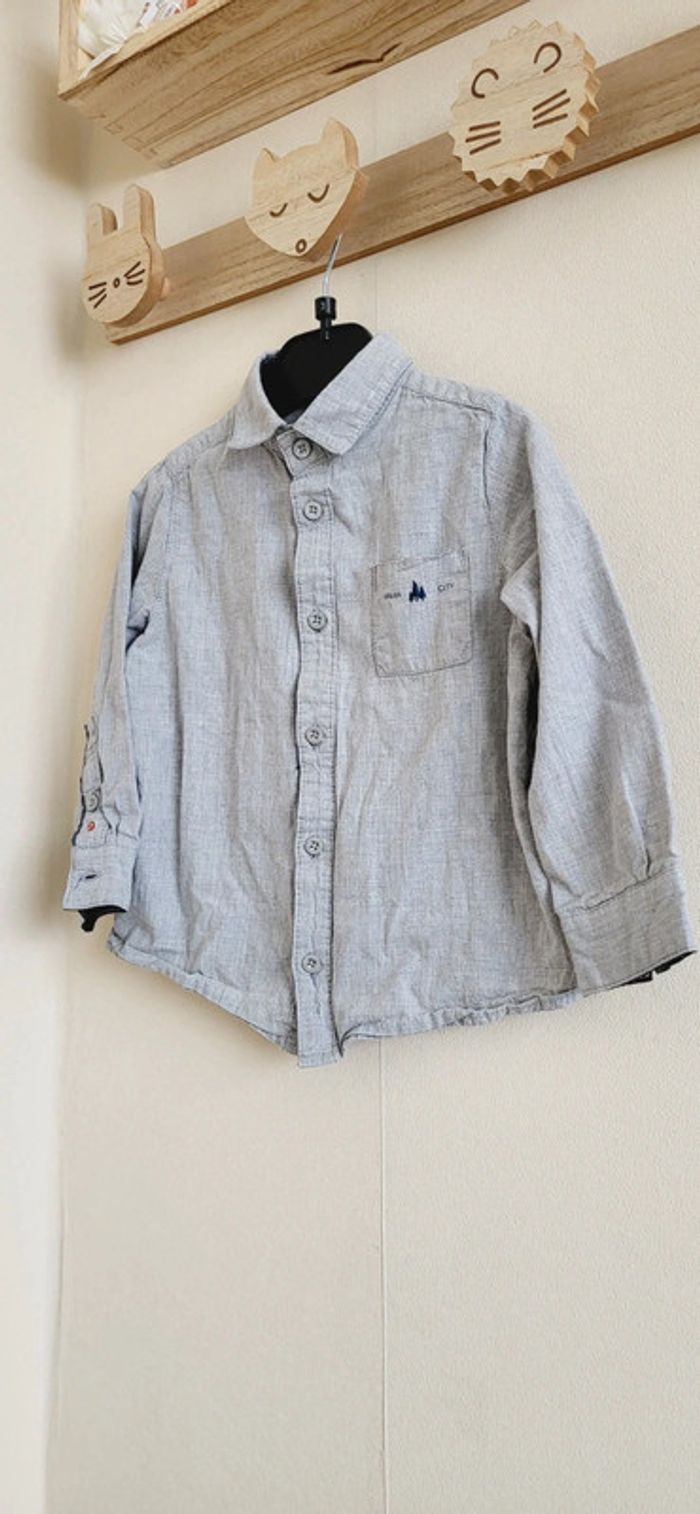 Chemise manches longues grise okaidi 3 ans