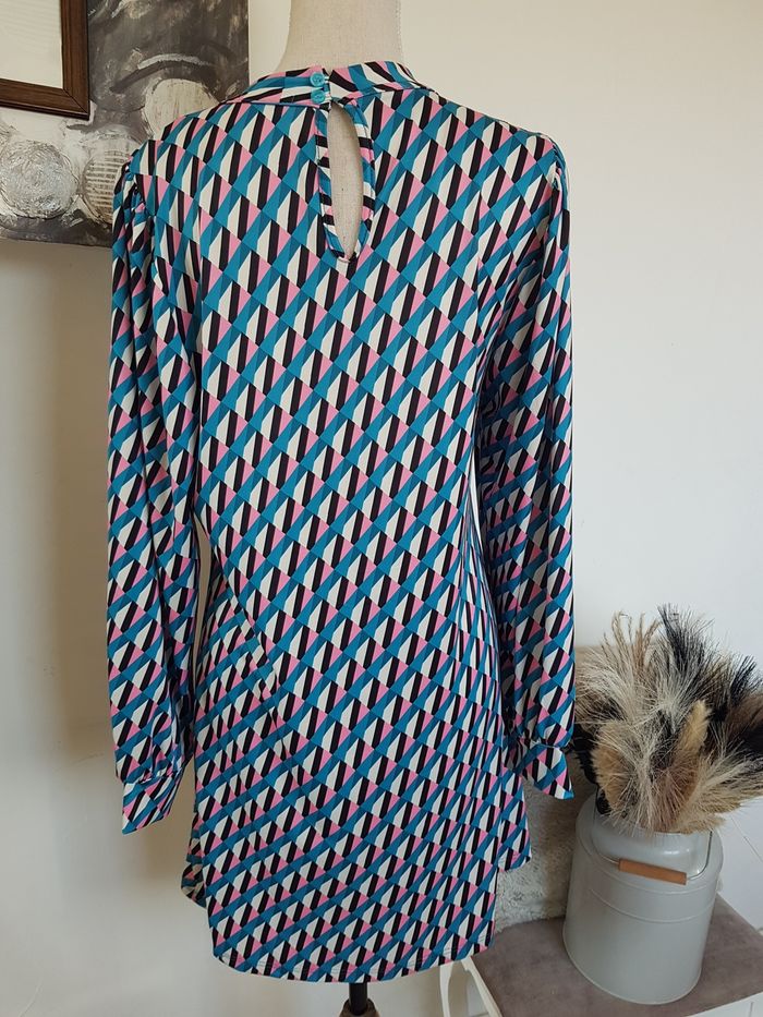 Robe multicolore, légèrement transparente, aisselles 45 cm, longueur 80 cm, Florencia, TU (42) - photo numéro 3