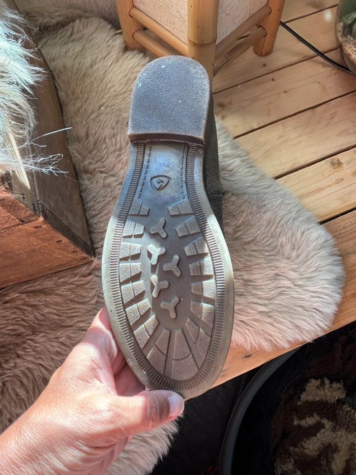 Bottines kaki neuve en taille 37 - photo numéro 5