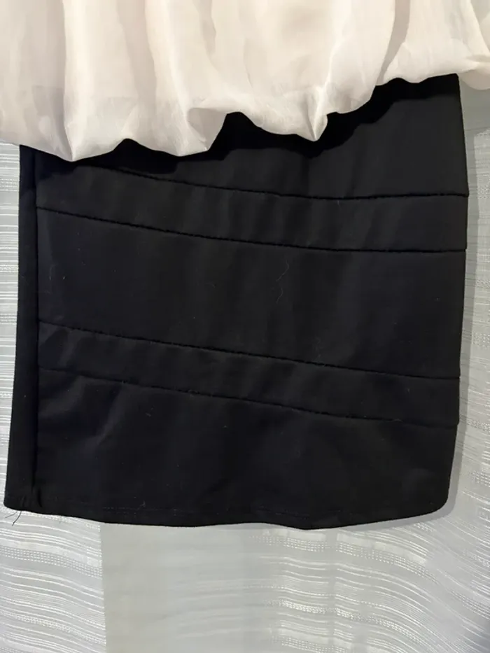 Robe noir et blanche - photo numéro 3