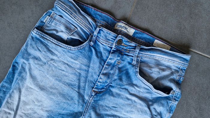 Jeans homme - photo numéro 2