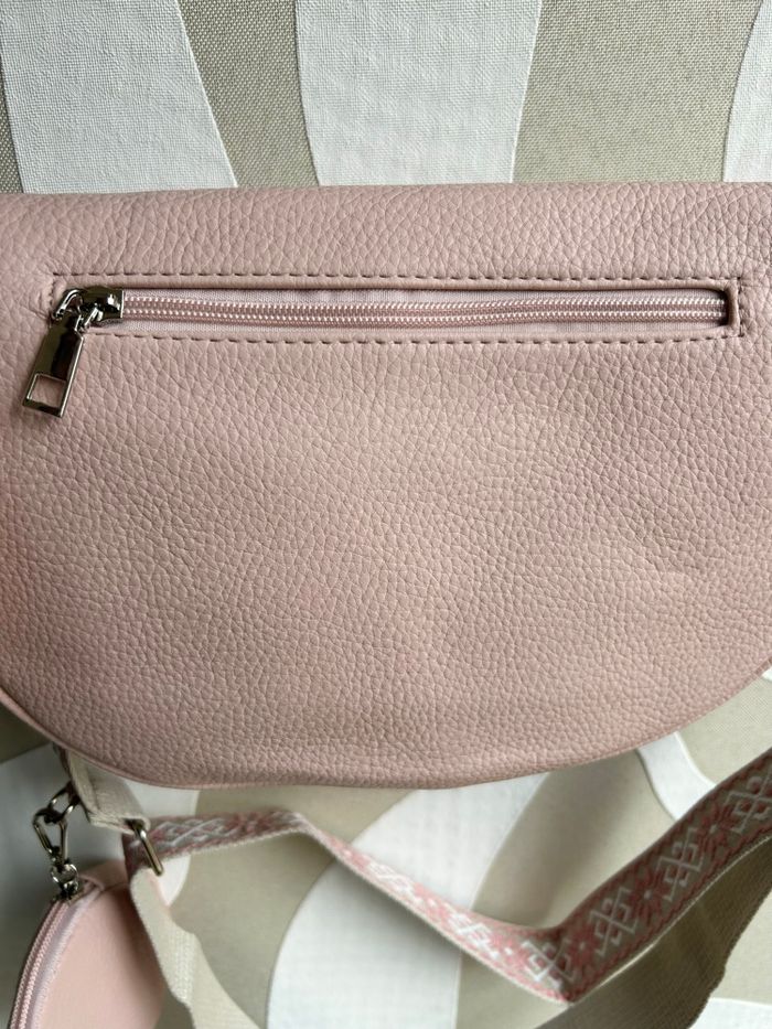 Sac banane  rose avec porte monnaie - photo numéro 2