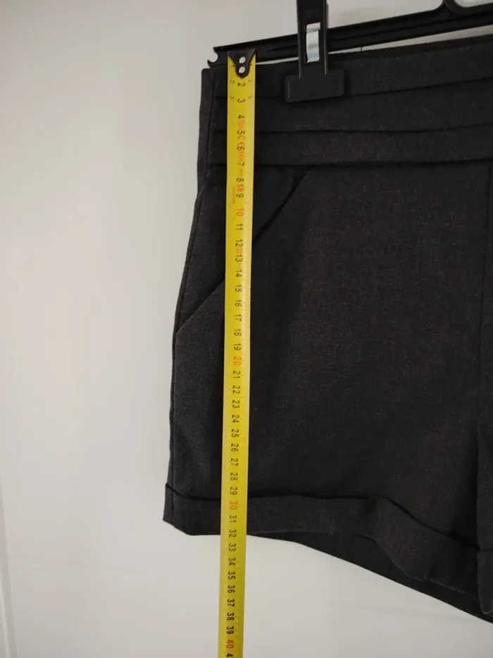 short naf naf 36 - photo numéro 4