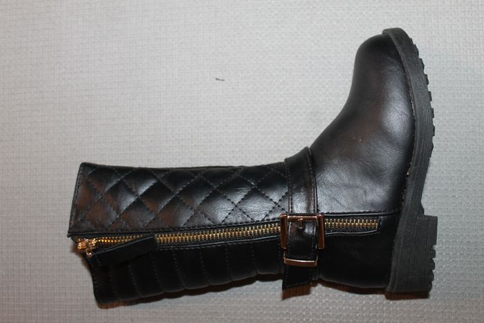 belle bottes noires 25