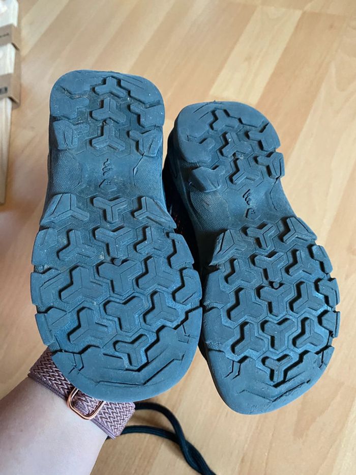 Chaussures / bottines Quechua Taille 25 - photo numéro 3