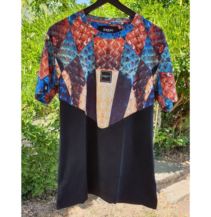 T-shirt ÜNKUT T.S