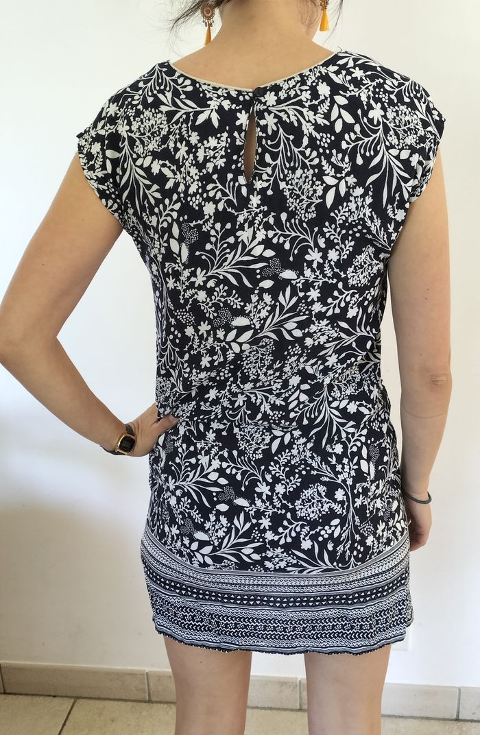 Robe courte / tunique marine et blanche - 36 - photo numéro 2
