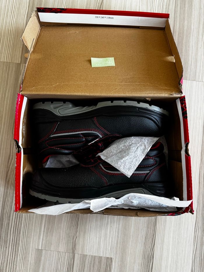 Chaussure de travail - photo numéro 2