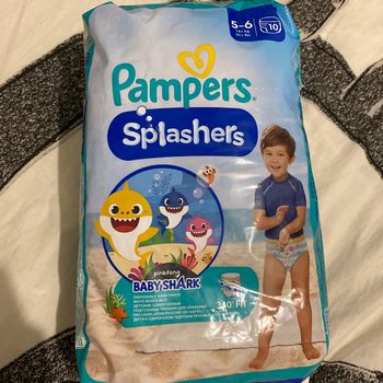 Couche culotte de bain jetables Pampers