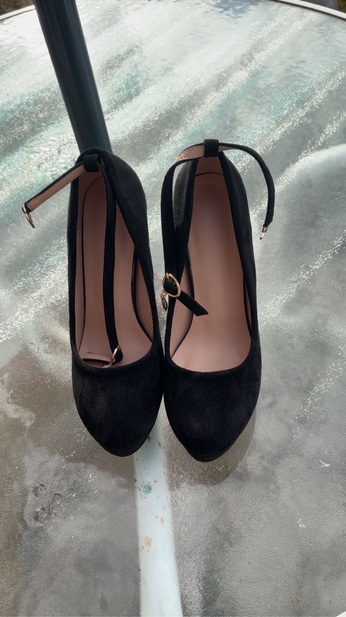 Chaussure - photo numéro 3