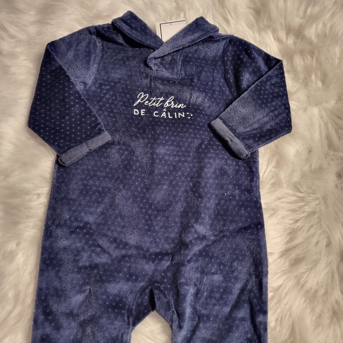 Neuf (non porté)🤩😍💙 superbe pyjama chaud et doux  12 mois garçon 💙🤩😍 - photo numéro 2