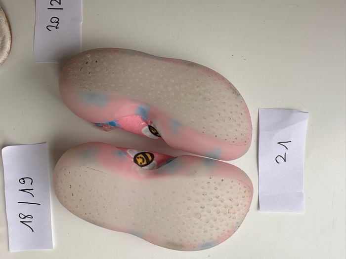 Lot de 3 paires de chaussons et chaussures bébé barefoot apprentissage de la marche Taille 18 à 21 - photo numéro 3