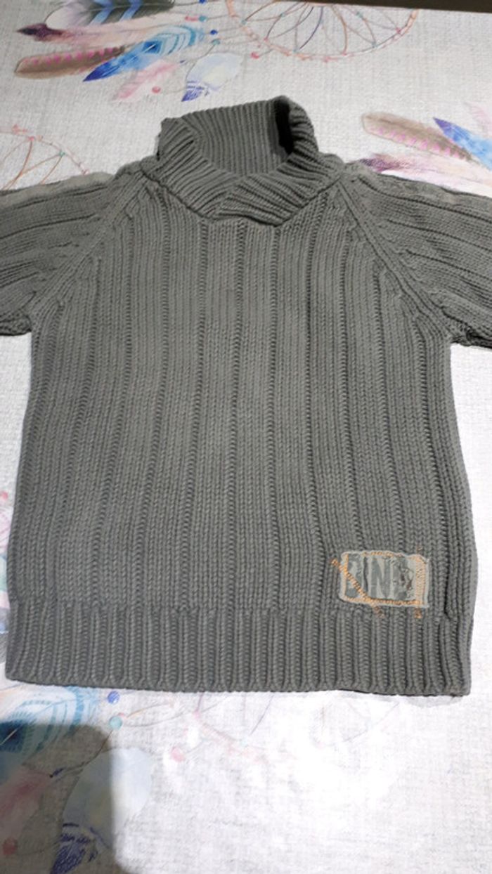 Pull gris - photo numéro 3