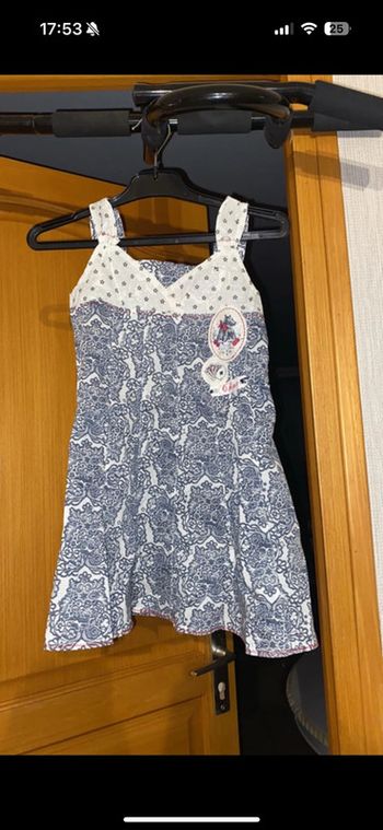 Robe 4 ans