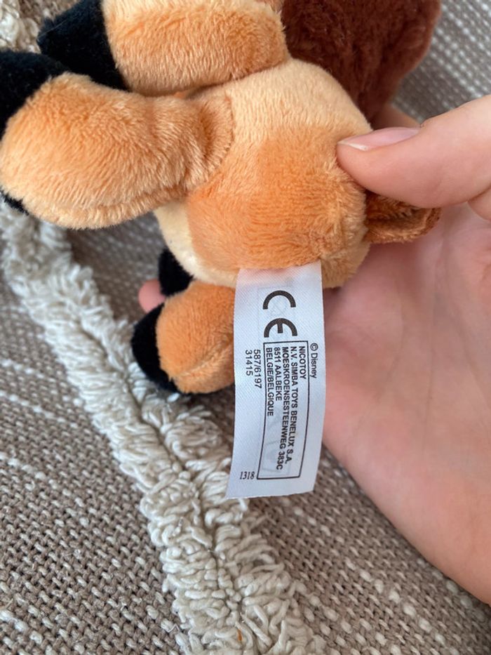 Peluche doudou 16cm Disney Nicotoy bambi faon orange marron yeux brillant vert parfait état - photo numéro 4