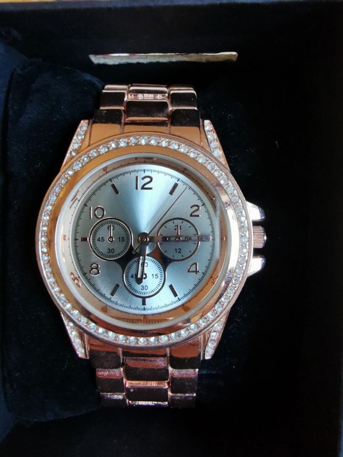 Montre or rosé Claire's - photo numéro 3