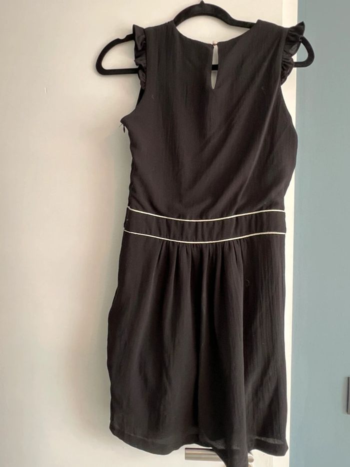 Robe noir - photo numéro 4