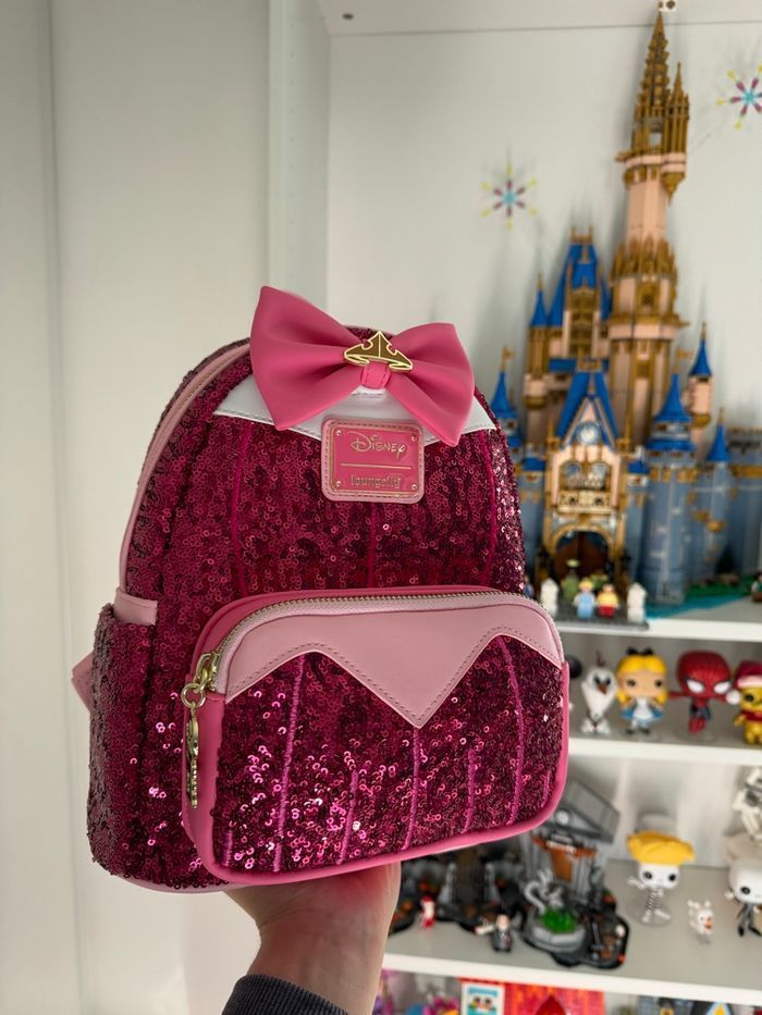 Loungefly sequin Sleeping Beauty - photo numéro 2