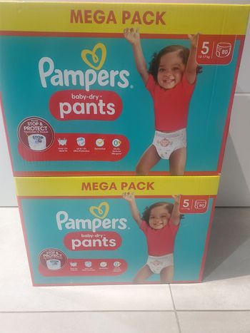 Lot de 2 cartons de couches culottes pampers baby dry pants taille 5