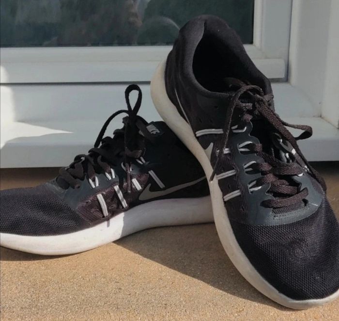 Basket Nike noire - photo numéro 2