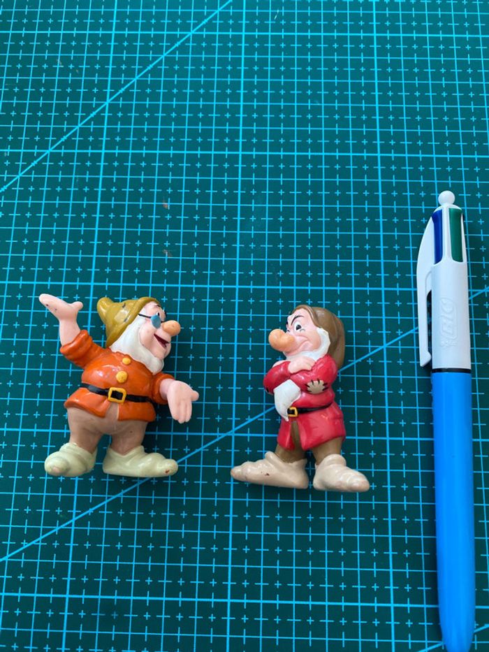 Figurine PVC Disney Blanche Neige Snow White - Nains Prof et Grincheux - Schleich Bullyland Papo 90s - photo numéro 3