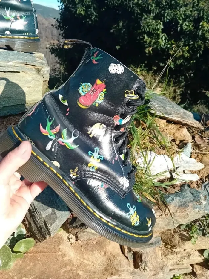 Dr. Martens noir Tatoo tatouage 37 - photo numéro 2