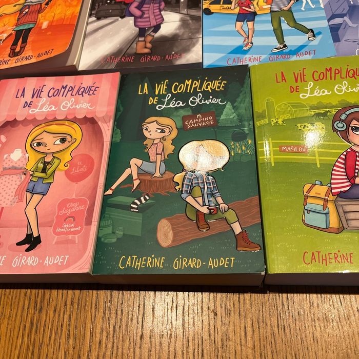 Lot 11 livres «  La vie Compliquée de Léa Olivier » - photo numéro 4