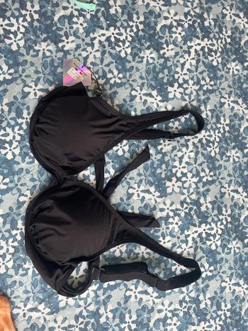 Haut de maillot de bain noir, taille 42