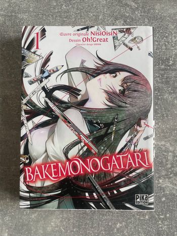 Manga Bakemonogatari tome 1 en version française.