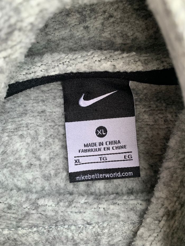 Pull polaire Nike taille XL - photo numéro 3