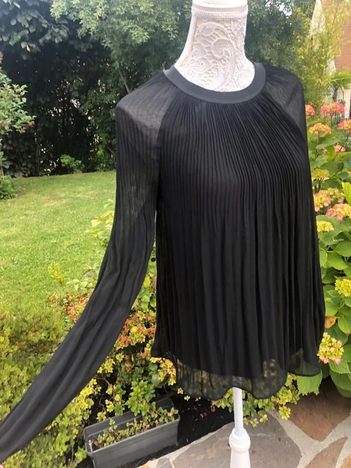 Blouse neuve Zara taille M - photo numéro 2