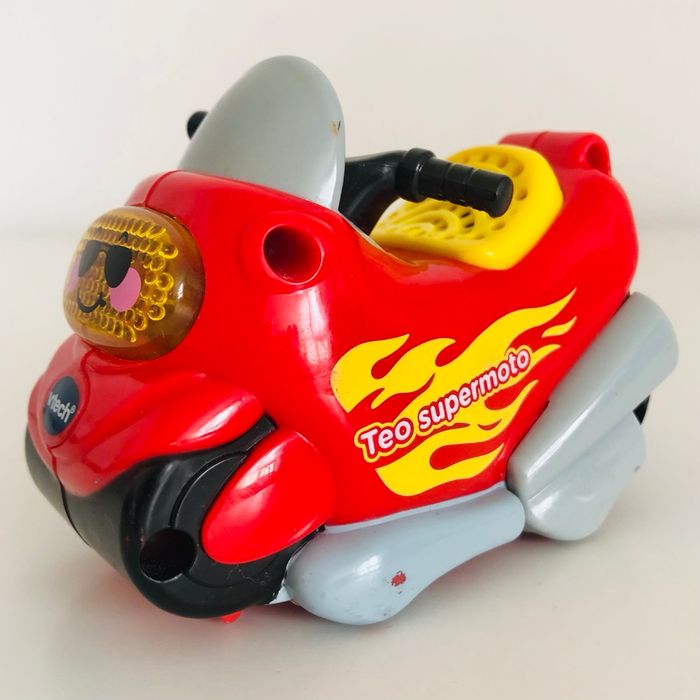 Moto interactive Tut tut Bolides Vtech - photo numéro 2