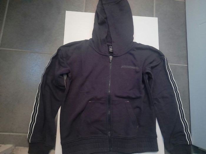 Joli survêtement fille en 10ans - photo numéro 2