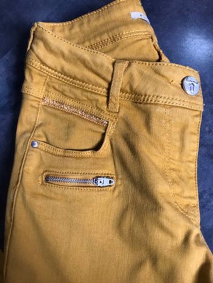 Jeans skinny moutarde Taille 32 Elora