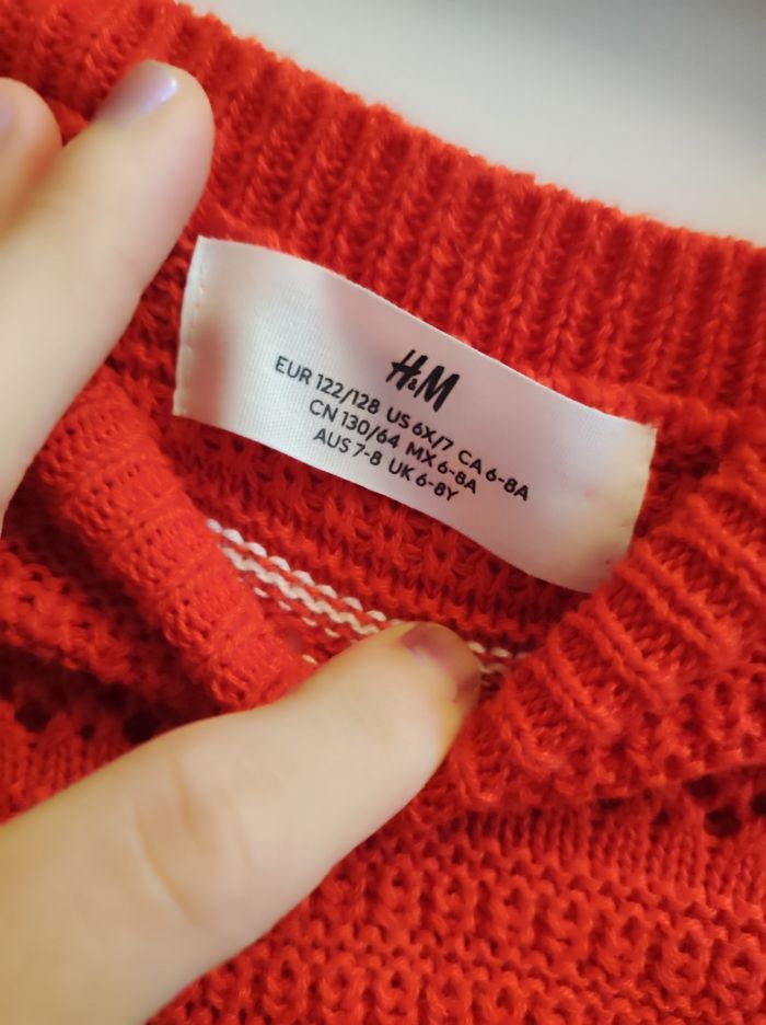 Pull h&m 122-128 cm neuf - photo numéro 3